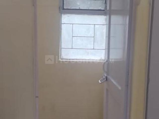 2 BHK Independent Builder Floor in New Ashok Nagar for rent New Delhi. The reference number is 16737927