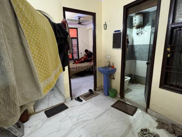 2 BHK Independent Builder Floor in New Ashok Nagar for rent New Delhi. The reference number is 20200788
