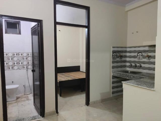 2 BHK Independent Builder Floor in New Ashok Nagar for rent New Delhi. The reference number is 20333358