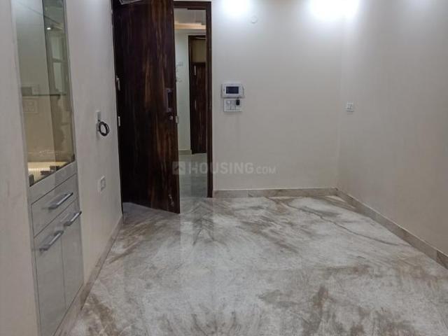 2 BHK Independent Builder Floor in New Rajinder Nagar for rent New Delhi. The reference number is 19400458