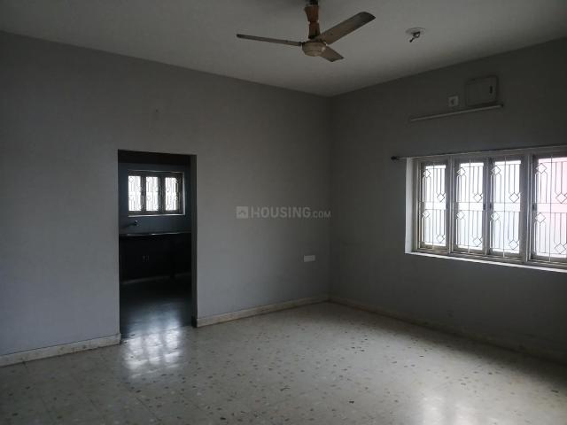 2 BHK Independent Builder Floor in Old Padra Road for rent Vadodara. The reference number is 20723605