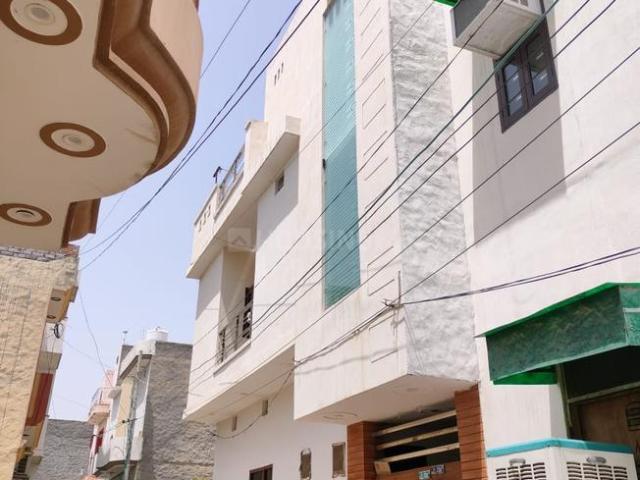 2 BHK Independent Builder Floor in Azad Nagar for rent Hisar. The reference number is 20562395