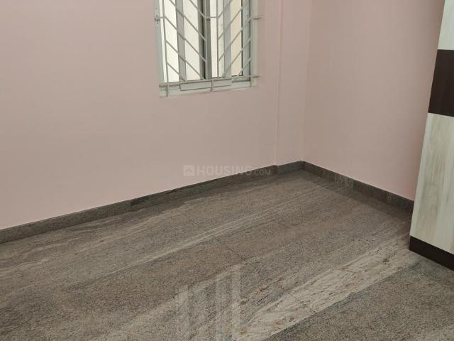2 BHK Independent Builder Floor in Adugodi for rent Bengaluru. The reference number is 20762772