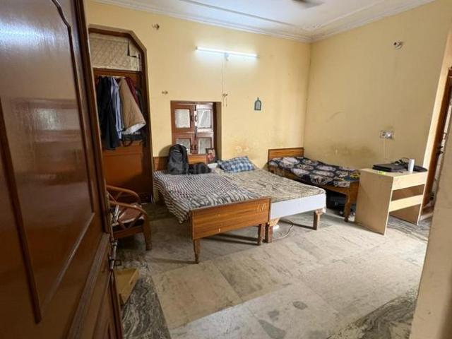 2 BHK Independent Builder Floor in Alpha II for rent Greater Noida. The reference number is 20358539