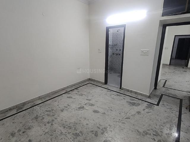 2 BHK Independent Builder Floor in Anand Vihar for rent New Delhi. The reference number is 20272036