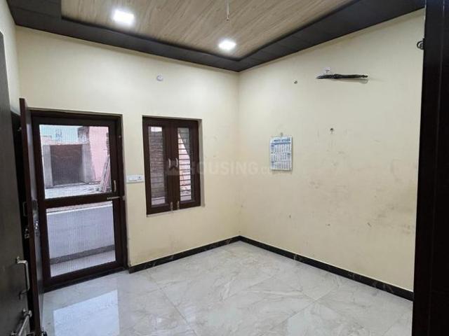 2 BHK Independent Builder Floor in Arjun Nagar for rent Agra. The reference number is 20494393