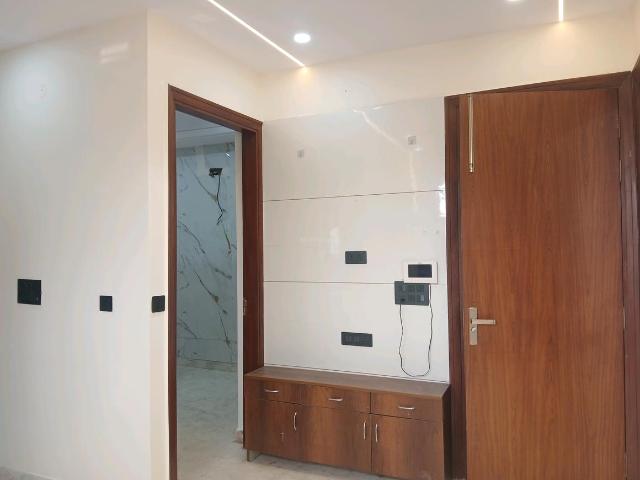 2 BHK Independent Builder Floor in Ashok Nagar for rent New Delhi. The reference number is 18822089