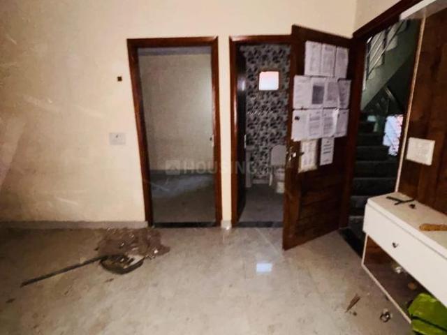 2 BHK Independent Builder Floor in Burari for resale New Delhi. The reference number is 19790885