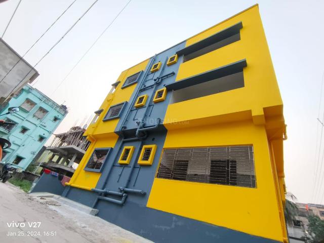 2 BHK Independent Builder Floor in Baguiati for resale Kolkata. The reference number is 19813758