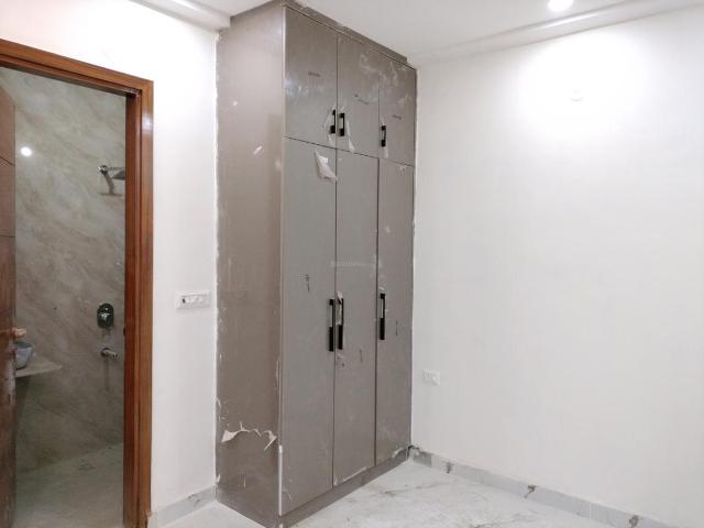 2 BHK Independent Builder Floor in Raju Parak Extension for resale New Delhi. The reference number is 18921372