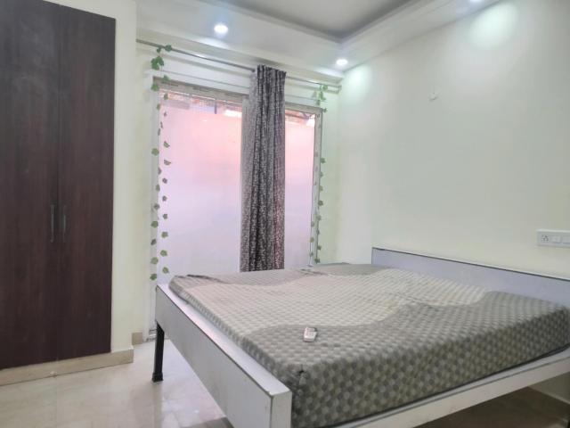 2 BHK Independent Builder Floor in Chhattarpur for rent New Delhi. The reference number is 19665315