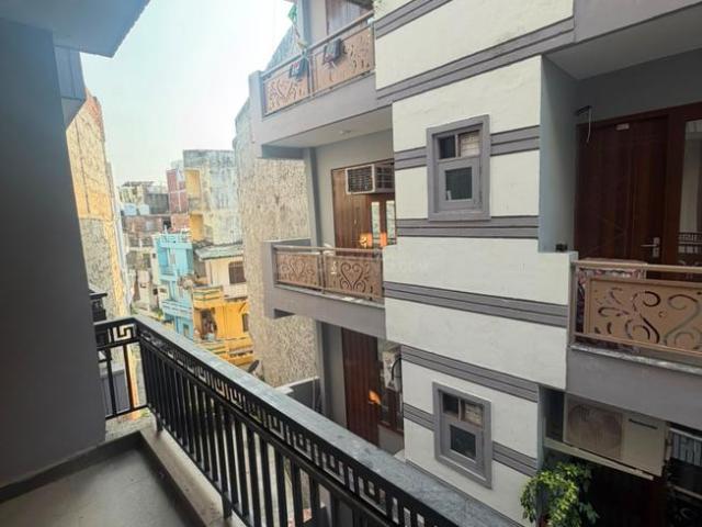 2 BHK Independent Builder Floor in Chhattarpur for rent New Delhi. The reference number is 20989896