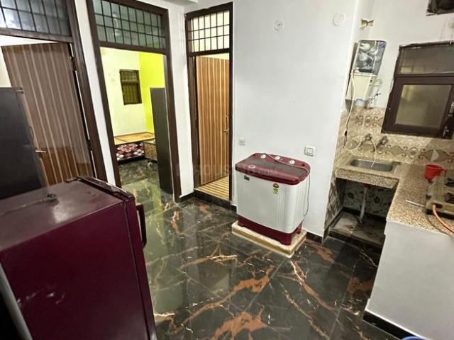 2 BHK Independent Builder Floor in Chirag Dilli for rent New Delhi. The reference number is 20228737