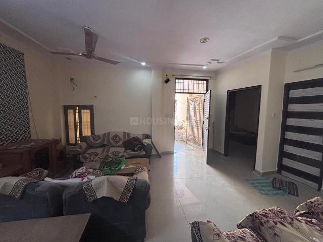 2 BHK Independent Builder Floor in Chirag Dilli for rent New Delhi. The reference number is 20228800