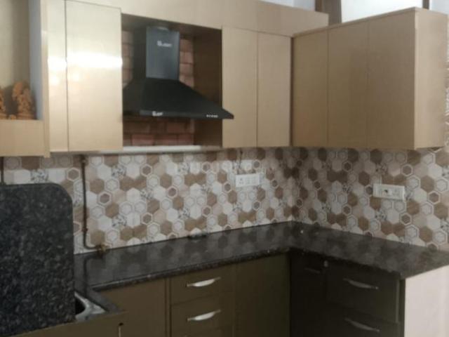 2 BHK Independent Builder Floor in Chittaranjan Park for rent New Delhi. The reference number is 20485667