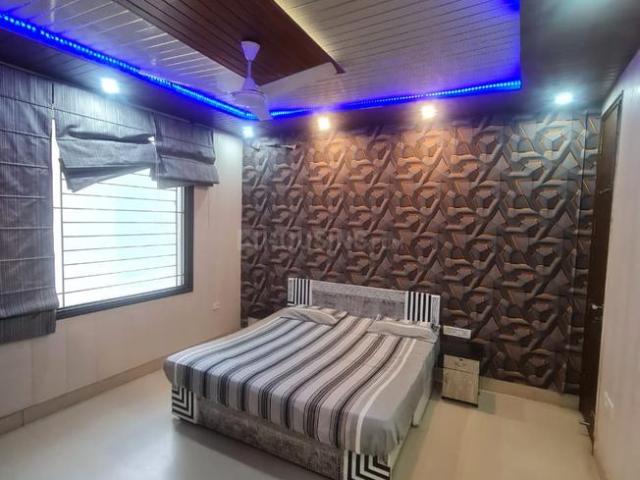 2 BHK Independent Builder Floor in Chittaranjan Park for rent New Delhi. The reference number is 20877852