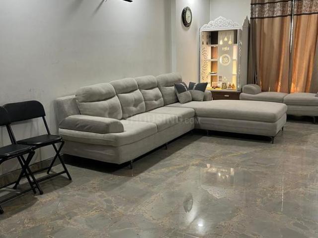 2 BHK Independent Builder Floor in Chittaranjan Park for resale New Delhi. The reference number is 20362221