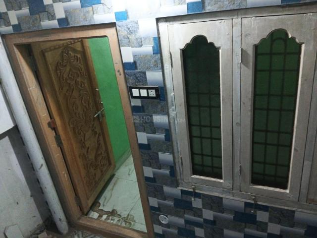 2 BHK Independent Builder Floor in Dummy Locality for rent Dummy City. The reference number is 14882321