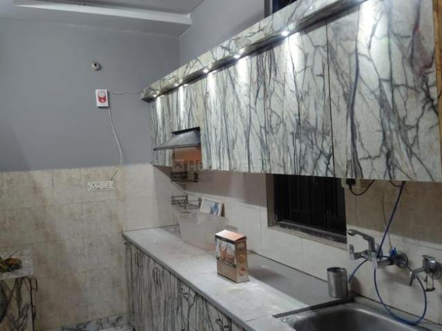 2 BHK Independent Builder Floor in Dwarka Mor for rent New Delhi. The reference number is 19340614