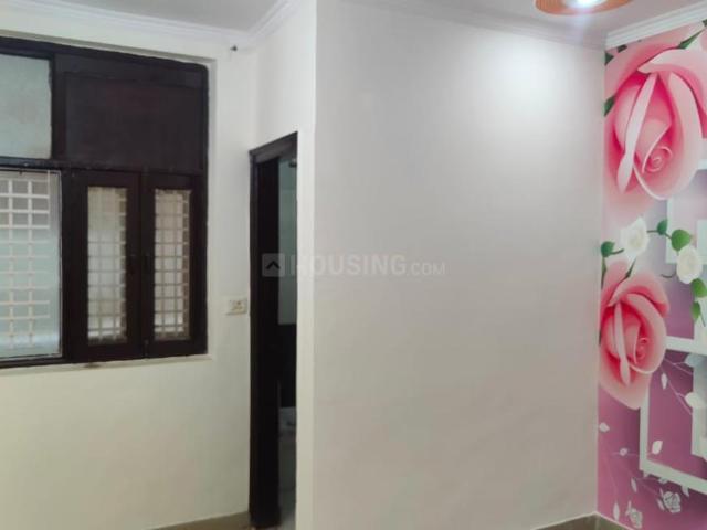 2 BHK Independent Builder Floor in Dwarka Mor for rent New Delhi. The reference number is 20000646