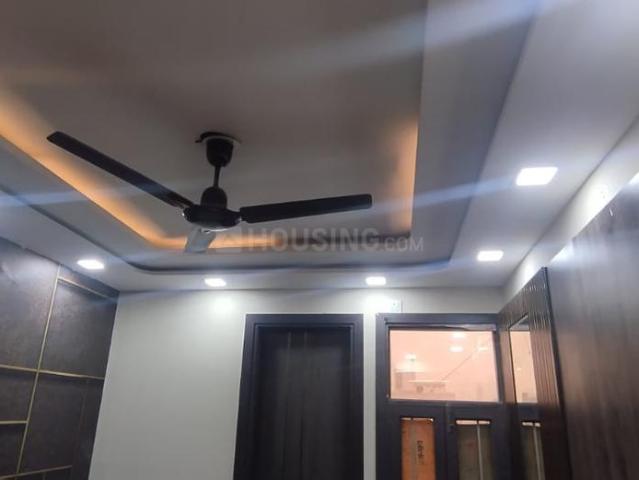 2 BHK Independent Builder Floor in Dwarka Mor for rent New Delhi. The reference number is 20128138