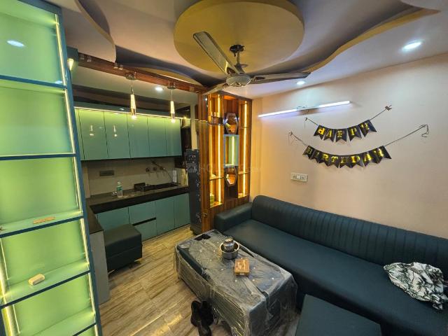 2 BHK Independent Builder Floor in Dwarka Mor for rent New Delhi. The reference number is 20311609