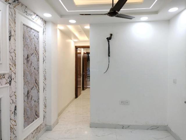 2 BHK Independent Builder Floor in Dwarka Mor for resale New Delhi. The reference number is 19946570