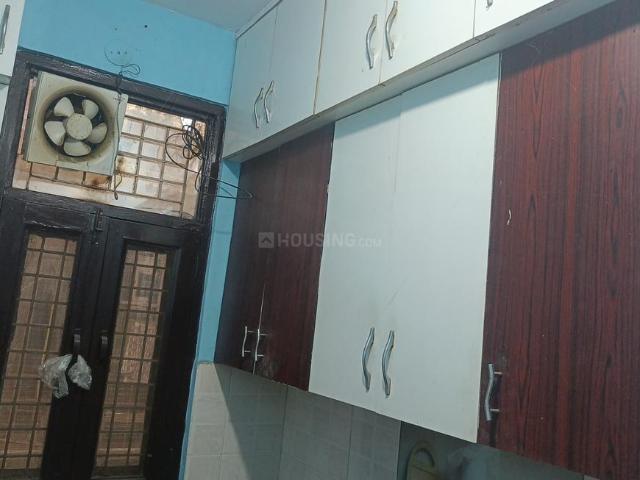 2 BHK Independent Builder Floor in Dwarka Mor for resale New Delhi. The reference number is 19008649