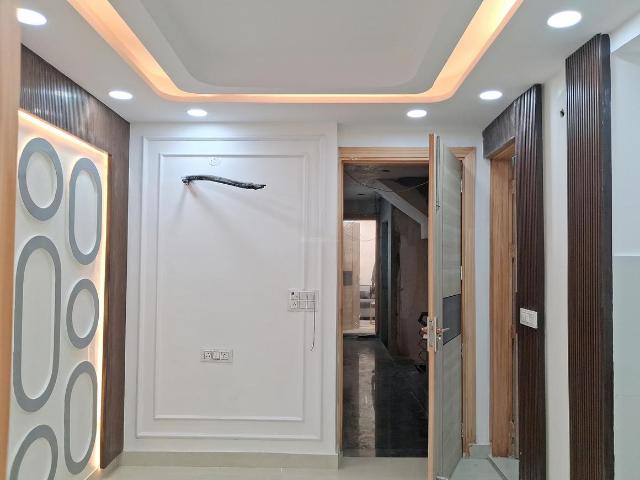 2 BHK Independent Builder Floor in Nawada for resale New Delhi. The reference number is 20416044