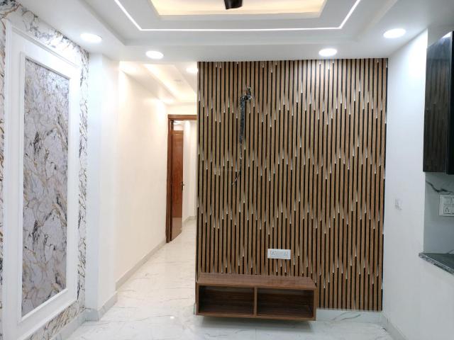 2 BHK Independent Builder Floor in Dwarka Mor for resale New Delhi. The reference number is 20475025