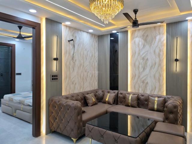 3 BHK Apartment in Dwarka Mor for resale New Delhi. The reference number is 20477209