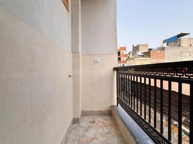 2 BHK Apartment in Dwarka Mor for resale New Delhi. The reference number is 20663873