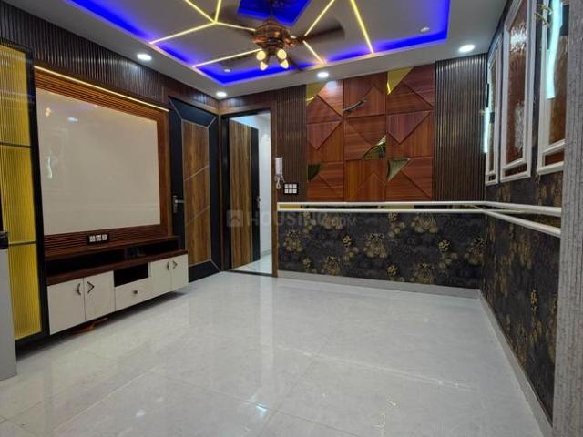 2 BHK Independent Builder Floor in Dwarka Mor for resale New Delhi. The reference number is 20707394