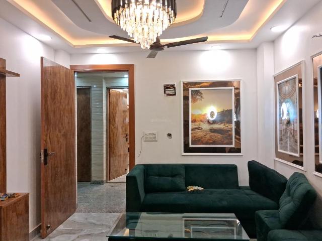 2 BHK Independent Builder Floor in Dwarka Mor for resale New Delhi. The reference number is 20744616