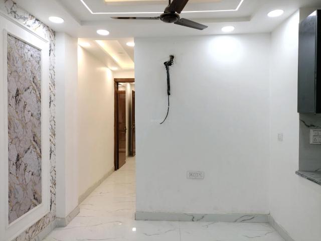 2 BHK Independent Builder Floor in Dwarka Mor for resale New Delhi. The reference number is 20021188