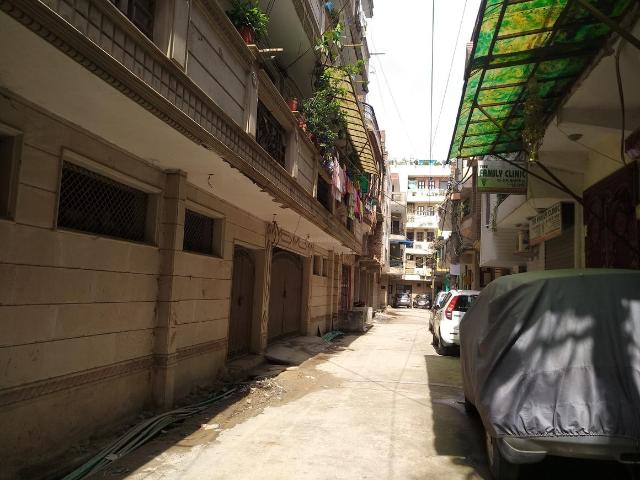 2 BHK Independent Builder Floor in Dwarka Mor for resale New Delhi. The reference number is 20260526