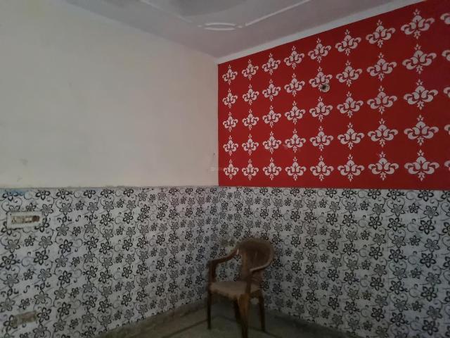 2 BHK Independent Builder Floor in Dwarka Mor for resale New Delhi. The reference number is 20281652