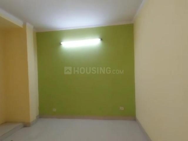 2 BHK Independent Builder Floor in Dashrath Puri for resale New Delhi. The reference number is 19018800