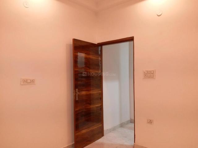 2 BHK Independent Builder Floor in Ved Vihar for resale Ghaziabad. The reference number is 17490196