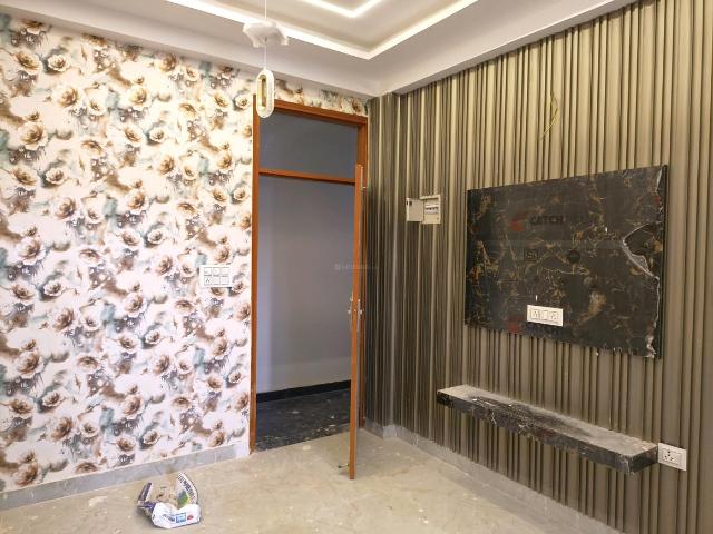 2 BHK Independent Builder Floor in DLF Ankur Vihar for resale Ghaziabad. The reference number is 20580585