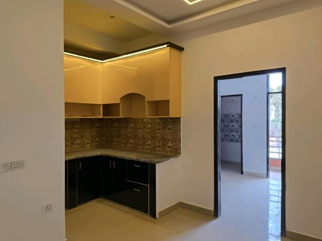 2 BHK Independent Builder Floor in DLF Ankur Vihar for resale Ghaziabad. The reference number is 20580739