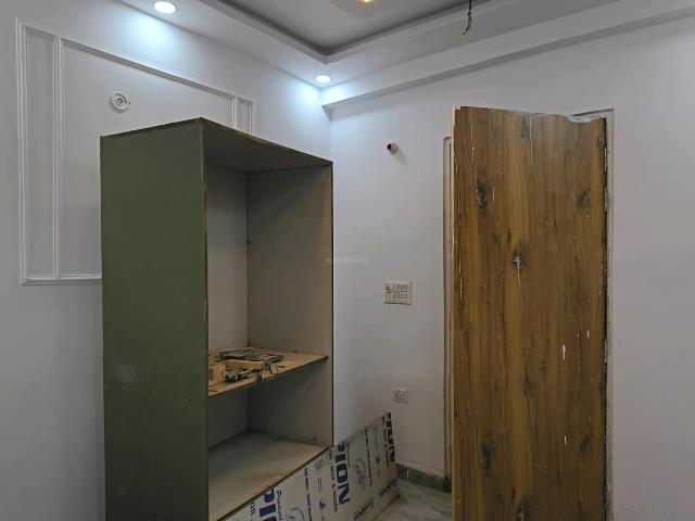 1 BHK Independent Builder Floor in Ved Vihar for resale Ghaziabad. The reference number is 20954984