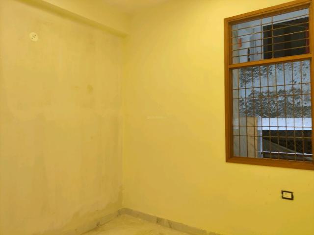 2 BHK Independent Builder Floor in DLF Ankur Vihar for resale Ghaziabad. The reference number is 20955380