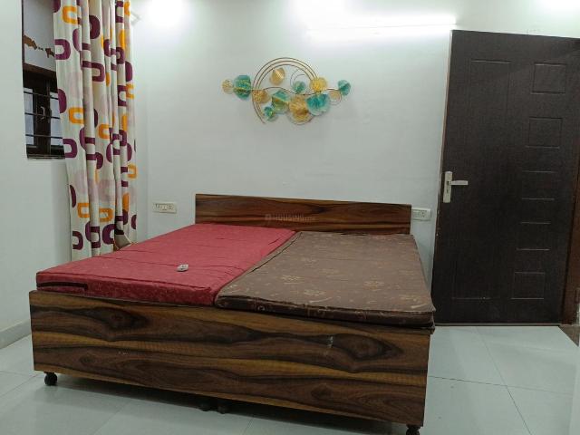 2 BHK Independent Builder Floor in DLF Phase 4 for rent Gurgaon. The reference number is 19934778