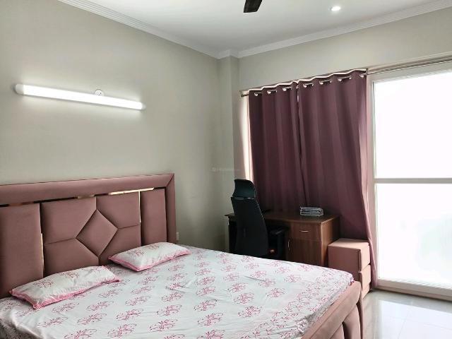 2 BHK Independent Builder Floor in DLF Phase 5 for rent Gurgaon. The reference number is 19867882