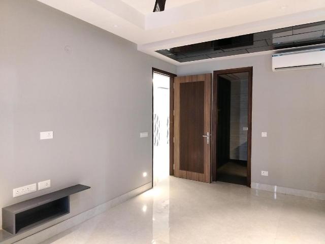 2 BHK Independent Builder Floor in DLF Phase 3 for rent Gurgaon. The reference number is 19130079