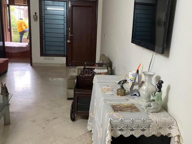 2 BHK Independent Builder Floor in East Of Kailash for rent New Delhi. The reference number is 20270853