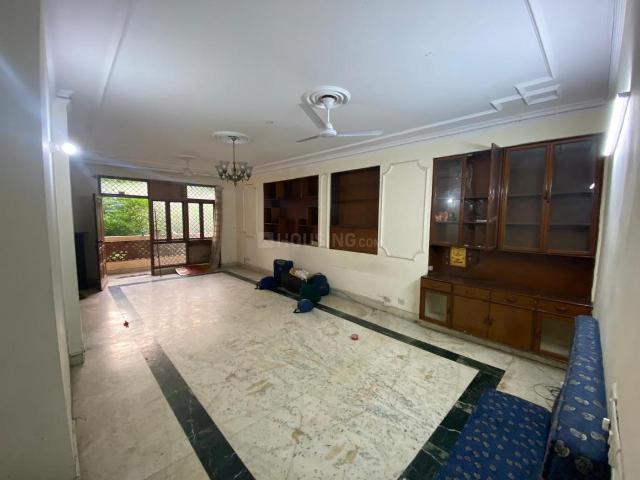 2 BHK Independent Builder Floor in East Of Kailash for rent New Delhi. The reference number is 20286643