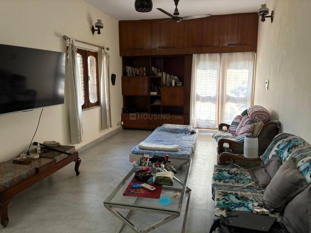 2 BHK Independent Builder Floor in East Of Kailash for rent New Delhi. The reference number is 20365465