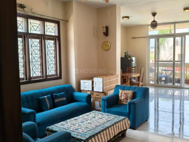 2 BHK Independent Builder Floor in East Of Kailash for rent New Delhi. The reference number is 20392239